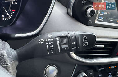 Внедорожник / Кроссовер Hyundai Santa FE 2020 в 
