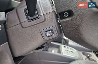 Позашляховик / Кросовер Hyundai Santa FE 2011 в 