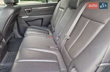 Позашляховик / Кросовер Hyundai Santa FE 2011 в 