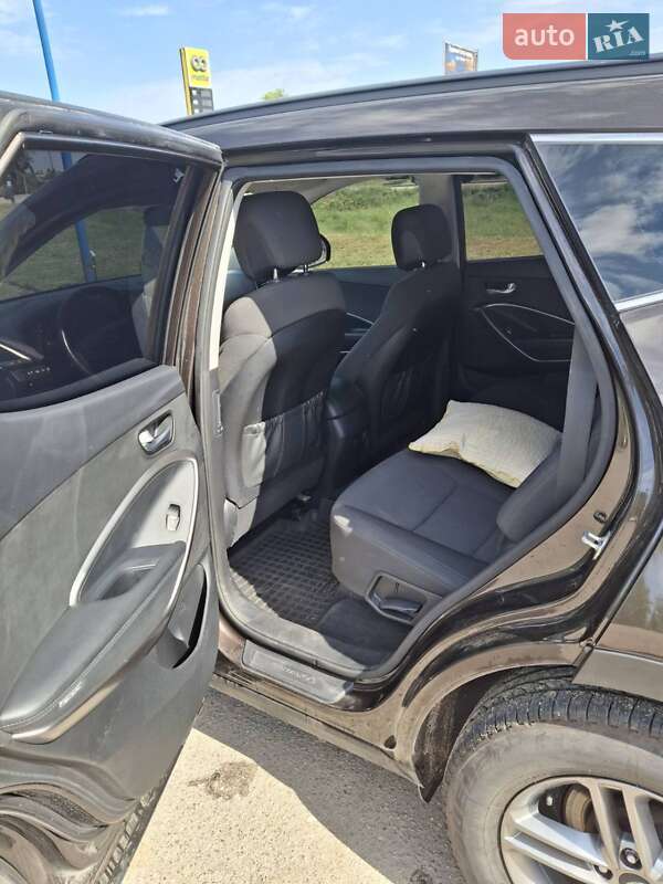 Позашляховик / Кросовер Hyundai Santa FE 2017 в Харкові