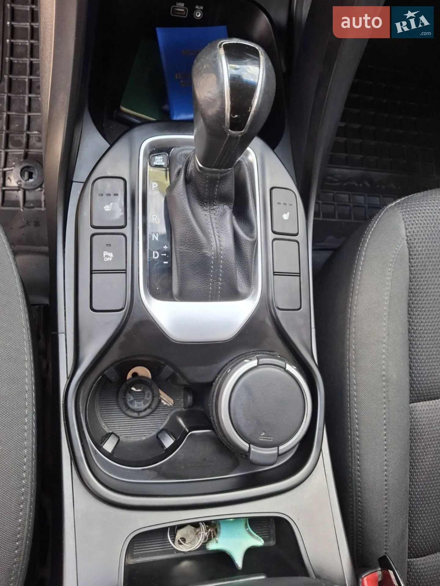 2017 Hyundai Santa Fe - мініатюра 14