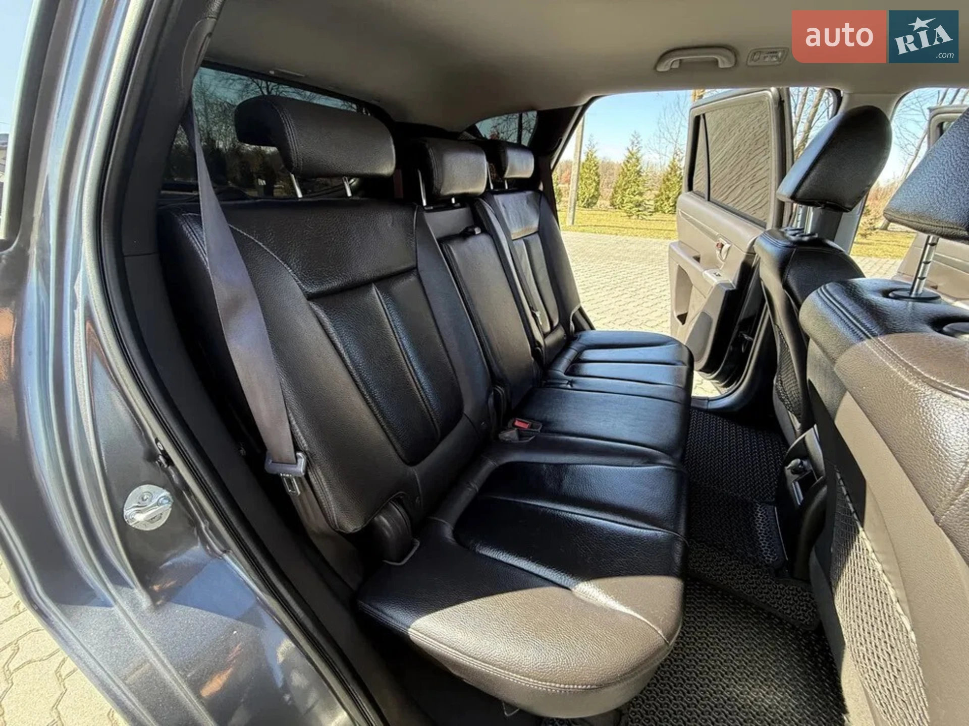 2011 Hyundai Santa Fe - мініатюра 5