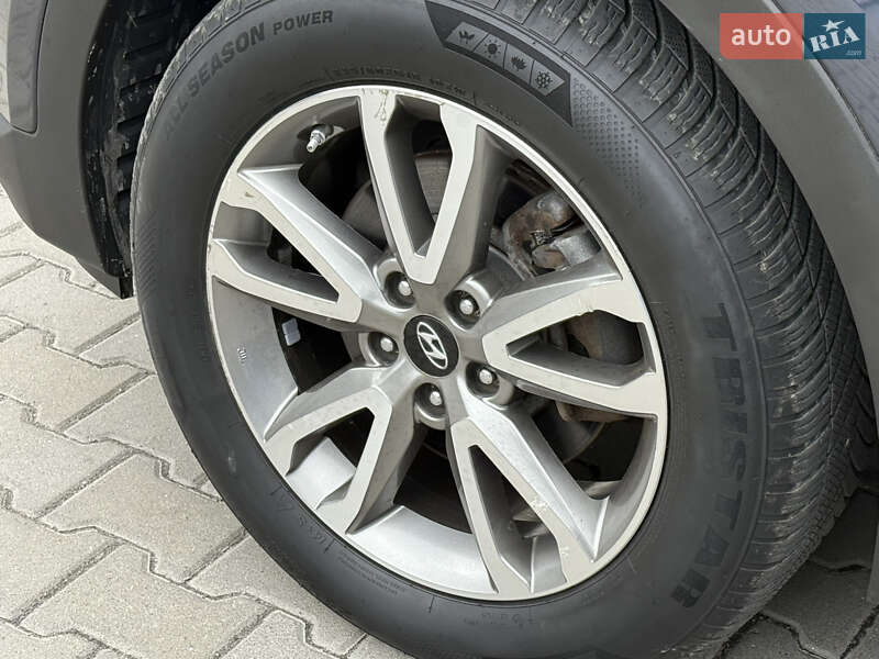 Позашляховик / Кросовер Hyundai Santa FE 2014 в Рівному