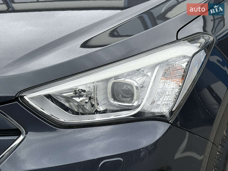 Позашляховик / Кросовер Hyundai Santa FE 2014 в Рівному