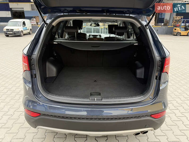 Позашляховик / Кросовер Hyundai Santa FE 2014 в Рівному