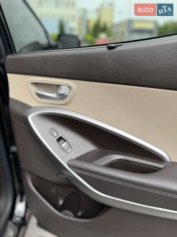 Внедорожник / Кроссовер Hyundai Santa FE 2014 в Хмельницком