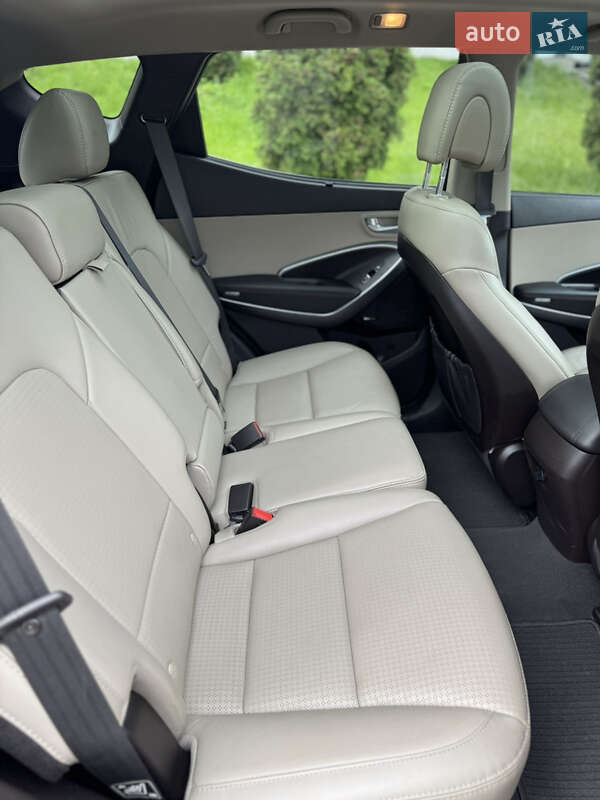 Внедорожник / Кроссовер Hyundai Santa FE 2014 в Хмельницком