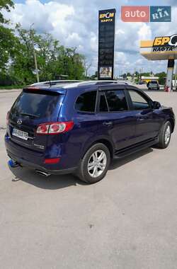 Позашляховик / Кросовер Hyundai Santa FE 2011 в 