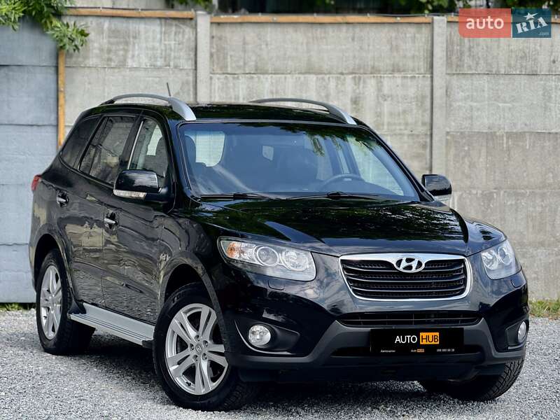 Внедорожник / Кроссовер Hyundai Santa FE 2011 в 