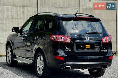 Внедорожник / Кроссовер Hyundai Santa FE 2011 в 