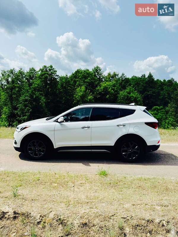 Позашляховик / Кросовер Hyundai Santa FE 2016 в Києві
