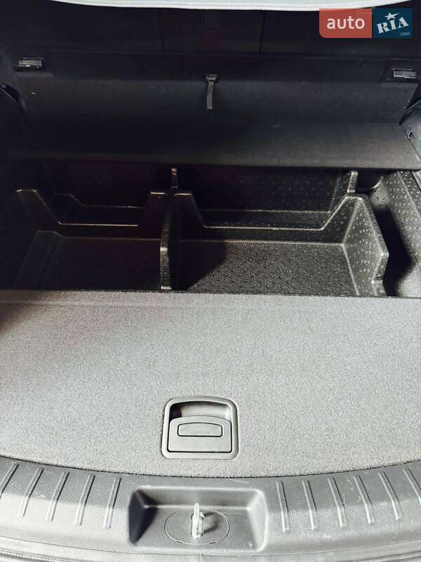 Позашляховик / Кросовер Hyundai Santa FE 2016 в Києві