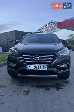 Позашляховик / Кросовер Hyundai Santa FE 2017 в 