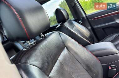 Позашляховик / Кросовер Hyundai Santa FE 2010 в 