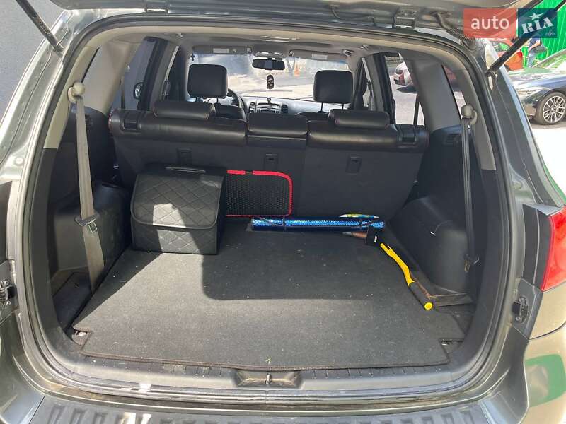 Позашляховик / Кросовер Hyundai Santa FE 2008 в Києві