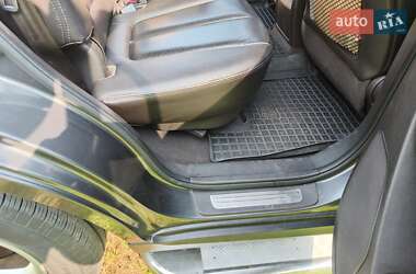 Внедорожник / Кроссовер Hyundai Santa FE 2010 в 