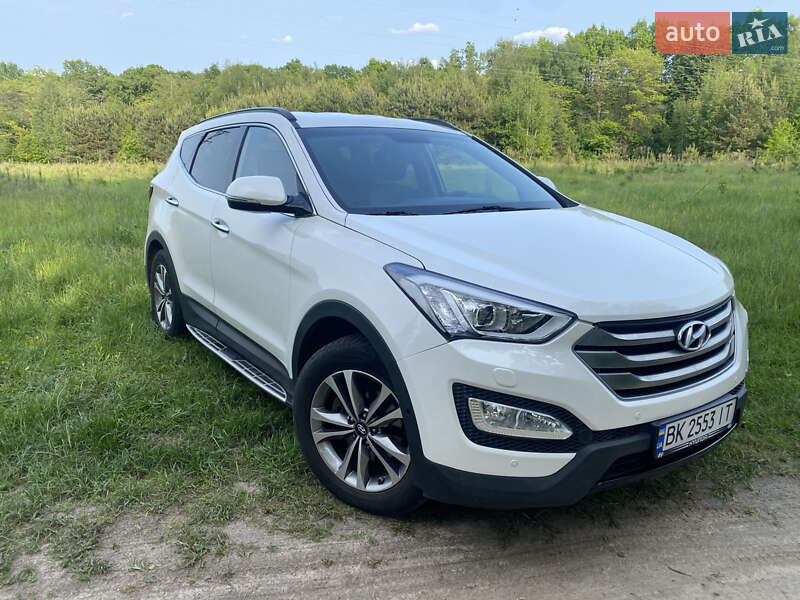 Внедорожник / Кроссовер Hyundai Santa FE 2014 в Ровно