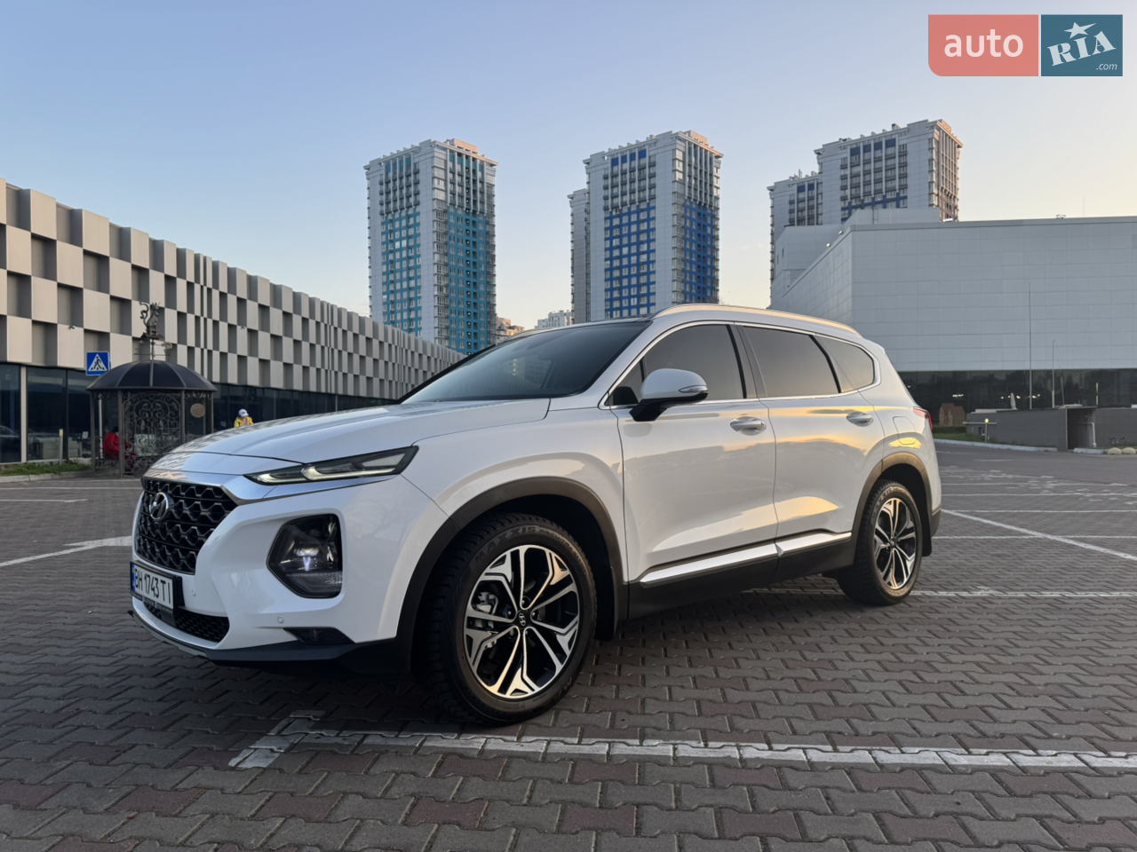 2019 Hyundai Santa Fe - мініатюра 12