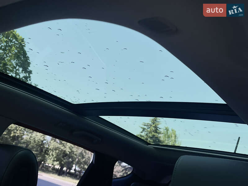 Позашляховик / Кросовер Hyundai Santa FE 2013 в Миколаєві