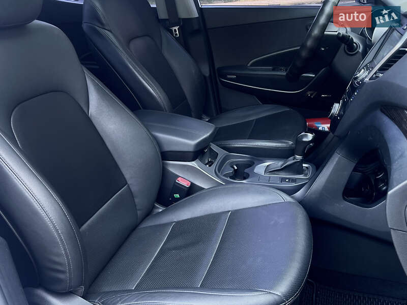 Позашляховик / Кросовер Hyundai Santa FE 2013 в Миколаєві