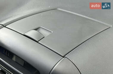 Внедорожник / Кроссовер Hyundai Santa FE 2010 в 