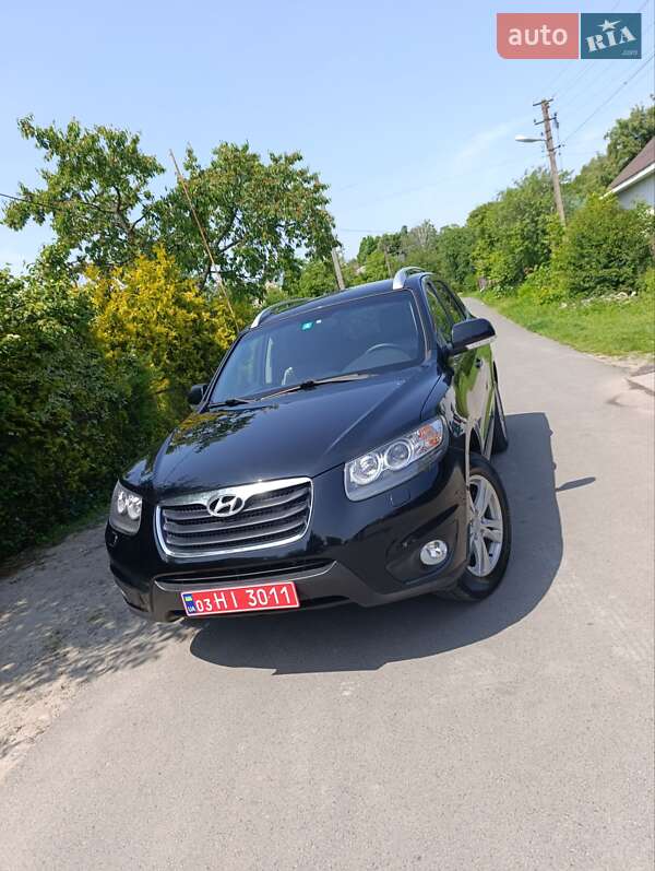 Позашляховик / Кросовер Hyundai Santa FE 2011 в Луцьку