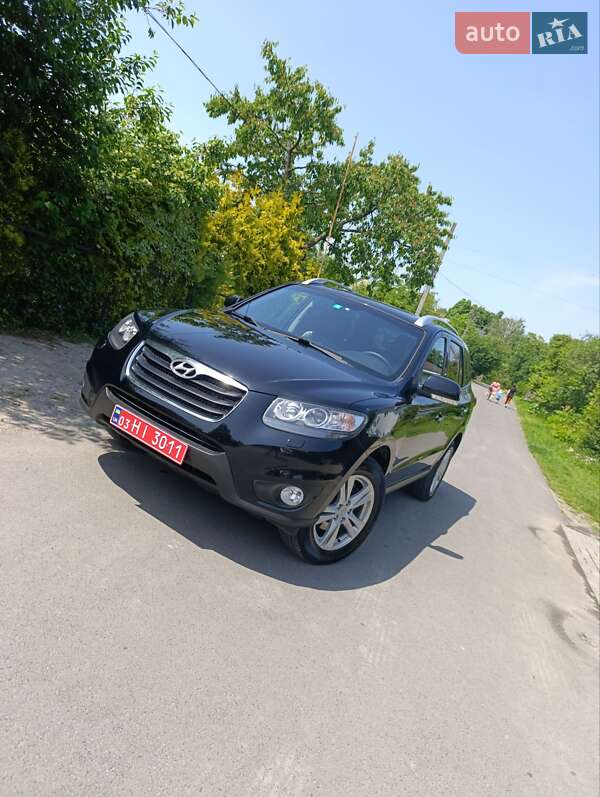 Позашляховик / Кросовер Hyundai Santa FE 2011 в Луцьку
