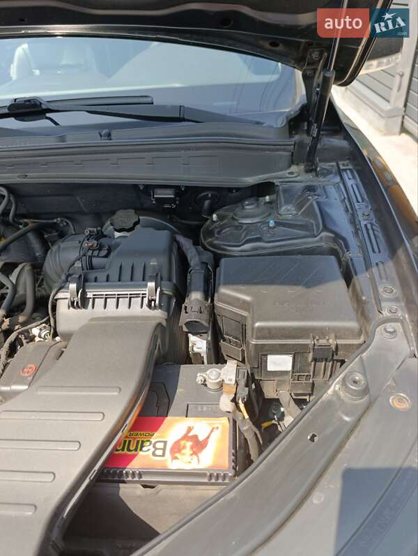 Позашляховик / Кросовер Hyundai Santa FE 2011 в Луцьку