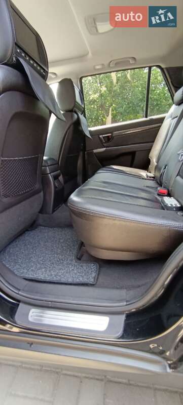 Позашляховик / Кросовер Hyundai Santa FE 2011 в Луцьку