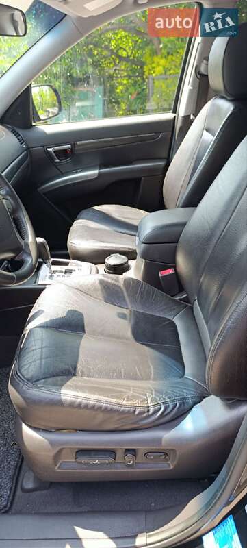 Позашляховик / Кросовер Hyundai Santa FE 2011 в Луцьку