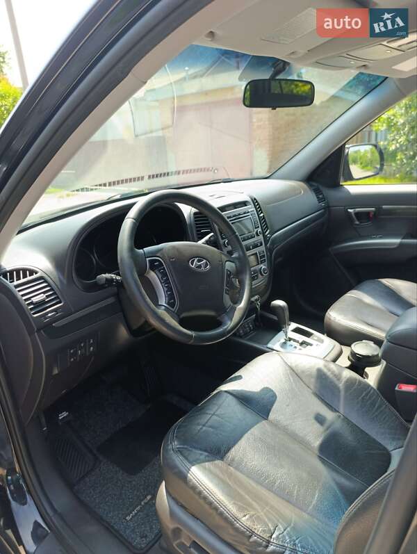 Позашляховик / Кросовер Hyundai Santa FE 2011 в Луцьку