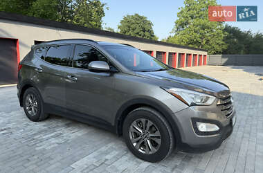 Внедорожник / Кроссовер Hyundai Santa FE 2013 в 