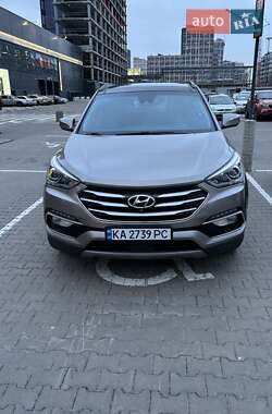 Внедорожник / Кроссовер Hyundai Santa FE 2017 в Киеве