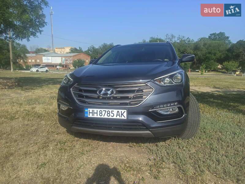 Позашляховик / Кросовер Hyundai Santa FE 2016 в Одесі