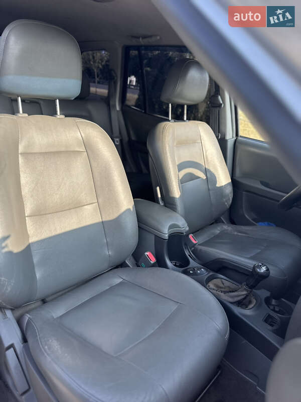 Позашляховик / Кросовер Hyundai Santa FE 2001 в Дніпрі