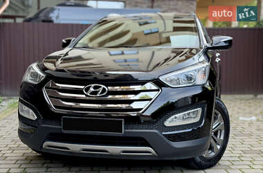 Внедорожник / Кроссовер Hyundai Santa FE 2013 в 