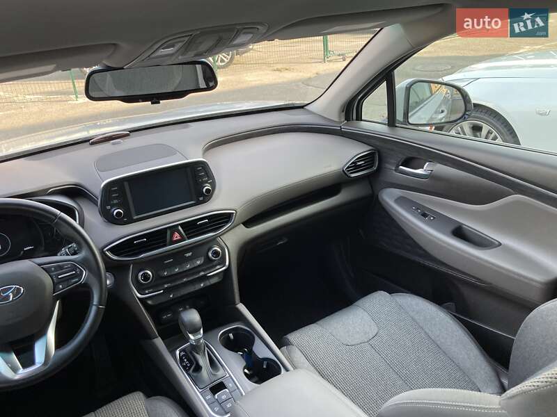 Позашляховик / Кросовер Hyundai Santa FE 2019 в Києві