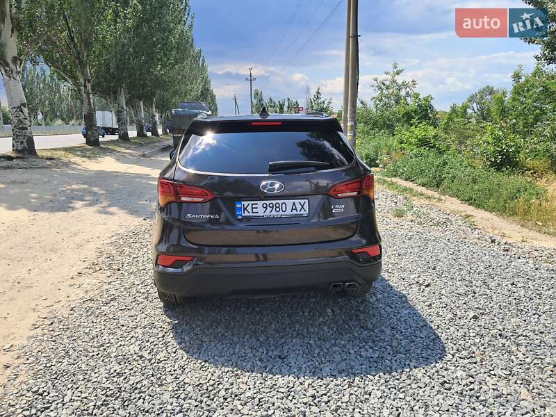 Позашляховик / Кросовер Hyundai Santa FE 2017 в Дніпрі