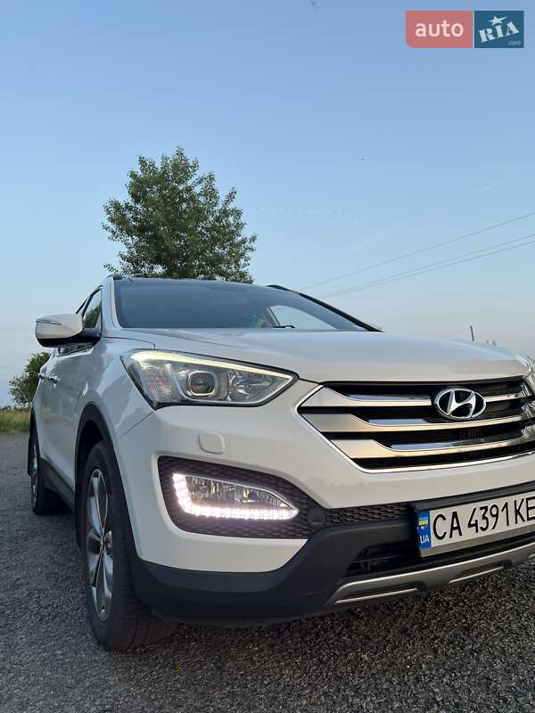 Позашляховик / Кросовер Hyundai Santa FE 2012 в Звенигородці
