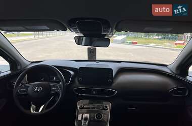 Внедорожник / Кроссовер Hyundai Santa FE 2021 в 
