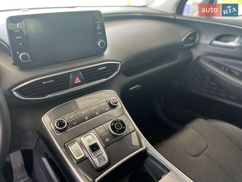 Позашляховик / Кросовер Hyundai Santa FE 2021 в Миколаєві