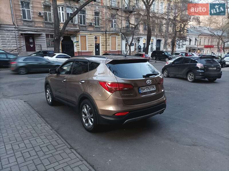 Внедорожник / Кроссовер Hyundai Santa FE 2013 в Одессе