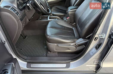 Внедорожник / Кроссовер Hyundai Santa FE 2011 в 