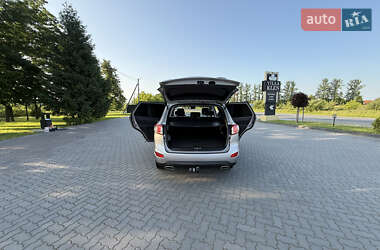Внедорожник / Кроссовер Hyundai Santa FE 2011 в 