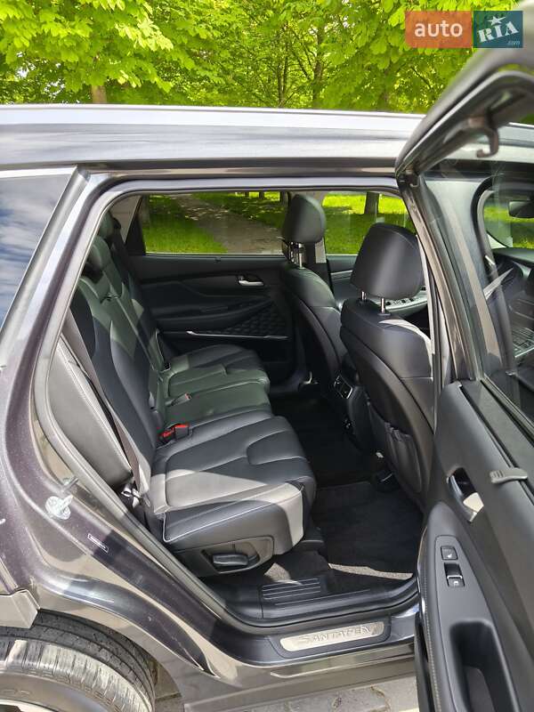 Внедорожник / Кроссовер Hyundai Santa FE 2021 в Львове