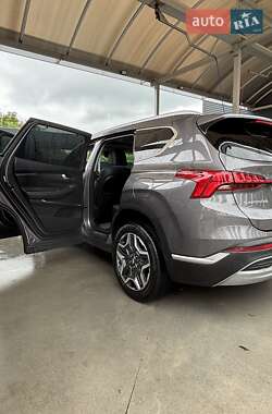 Внедорожник / Кроссовер Hyundai Santa FE 2022 в 