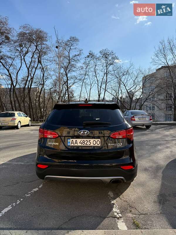 Позашляховик / Кросовер Hyundai Santa FE 2015 в Києві