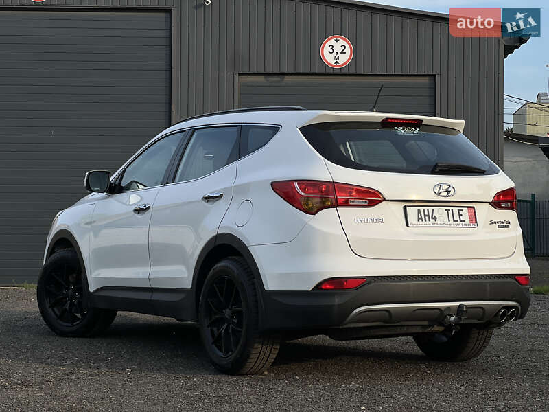 Позашляховик / Кросовер Hyundai Santa FE 2013 в Ужгороді
