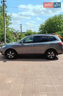 Внедорожник / Кроссовер Hyundai Santa FE 2012 в 