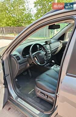 Внедорожник / Кроссовер Hyundai Santa FE 2012 в 